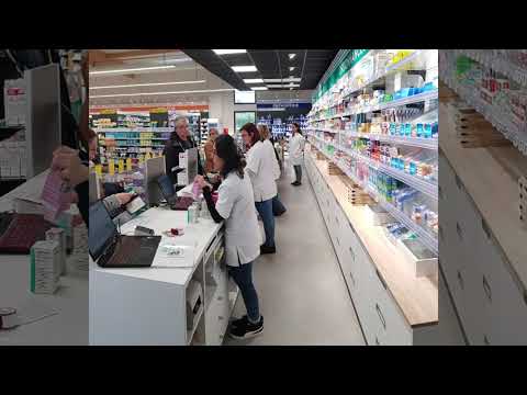 La pharmacie des Dionysiens (Saint-Denis-de-Pile, région 33) -  robot pharmacie Meditech en France