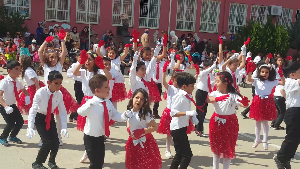 23 nisan gösterisi (Sev kardeşim)