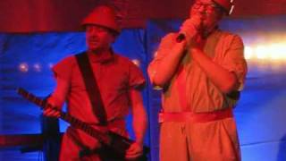 DEVO - &quot;Don&#39;t You Know&quot; live in Toronto - November 24, 2009