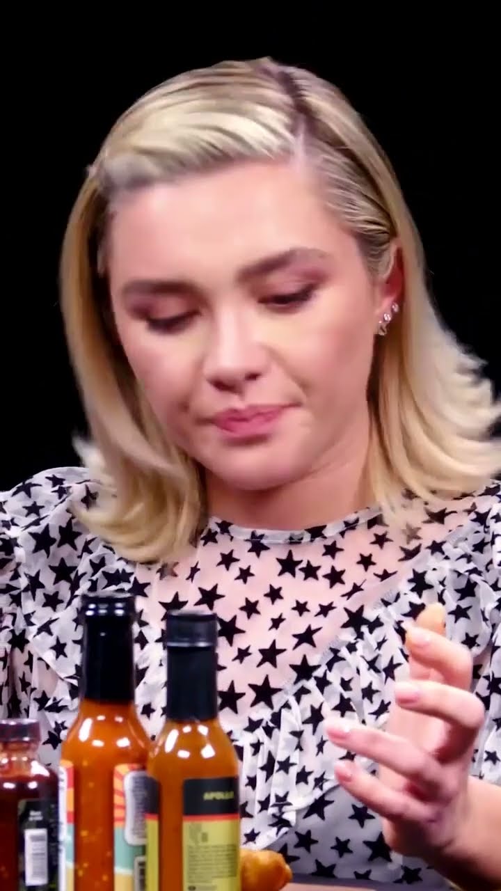 Florence Pugh describes her ideal cheese board ?