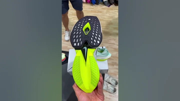 Nike Alphafly Next % 2 Shoe Review - DayDayNews