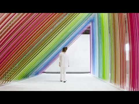 Emmanuelle Moureaux Creates Space and Expresses Emotions Through 100 colors no.35 Installation