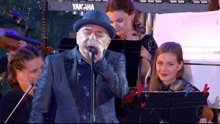 картинка: В.Шахрин («Чайф»)  и оркестр Ленинградской области - 