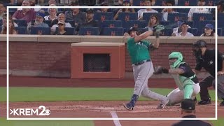Cal Raleigh breaks MLB record for catcher home runs