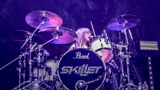 Jen Ledger Edition of ‎@skilletband's new song, "Psycho in My Head"