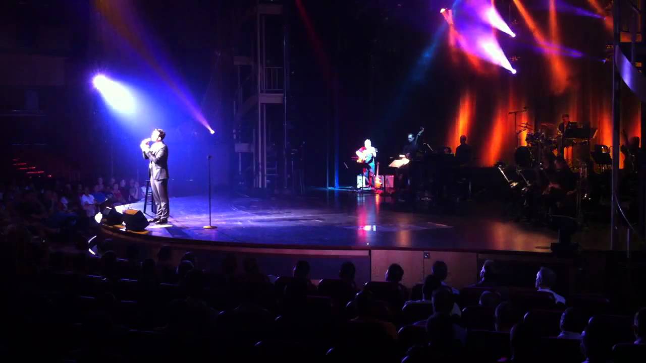 Cheyenne Jackson sings "What a Wonderful World" YouTube