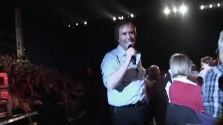 Chris de Burgh - Lady in Red (Live 2016) | Ticketmaster