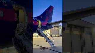Have You Seen These SECRET STAIRS On A B737-200?
The secret stairs of the B737-200 π
#Nolinor #NolinorAviation #Aviation #B737200 #SecretStairs #Airstairs #AviationPorn #Avgeek #Shorts #AviationShorts #YouTubeShorts Have You Seen These SECRET STAIRS On A B737-200?