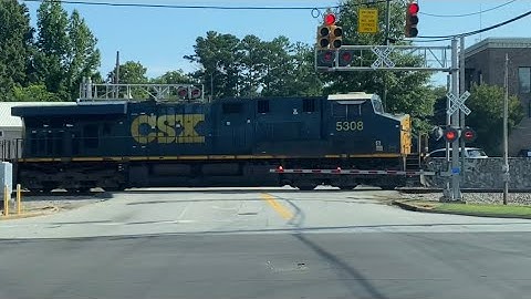 Mama’s POV: VERY Short CSX L644 With Only 13 Cars Runs Through Chapin SC With Duo ES40DC’s Leading!