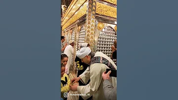 من داخل مقام سيدنا الإمام الحسين رضي الله عنه وأرضاه بالقاهرة مصر القاهرة Egypt Cairo 