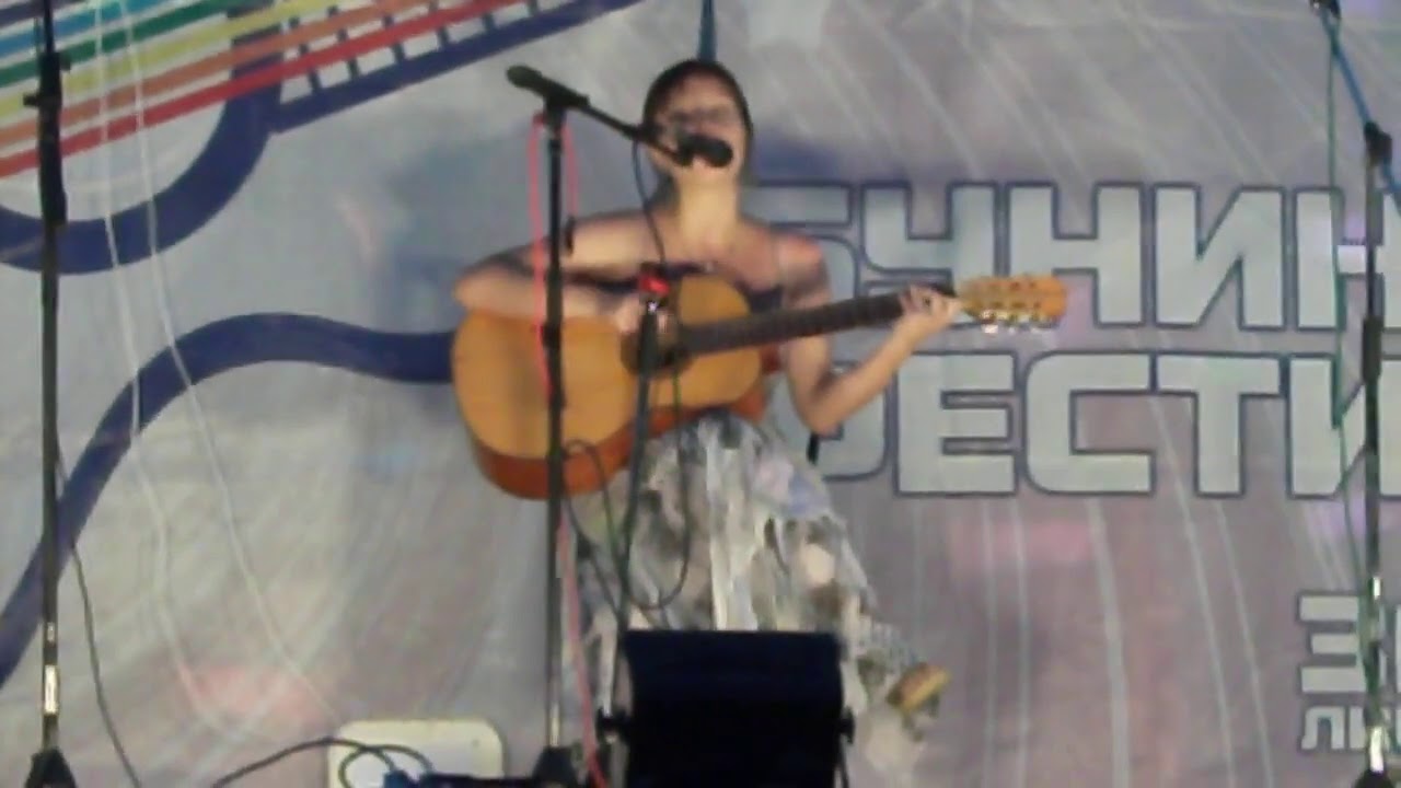 Стояла осень в лебедях - YouTube