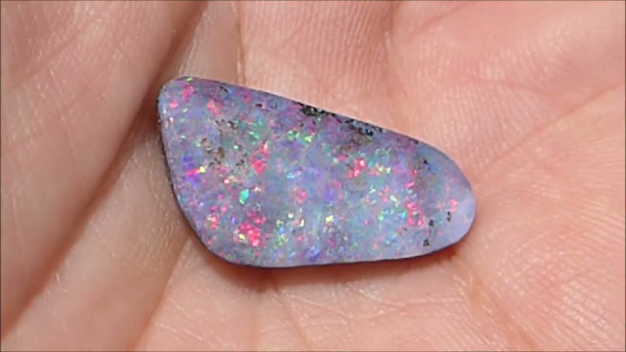 ボルダーオパール 8.54ct - YouTube