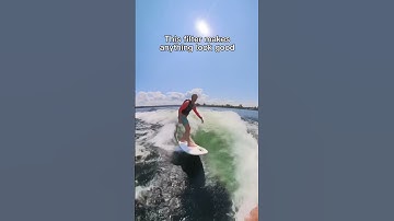 wakesurfing foam board