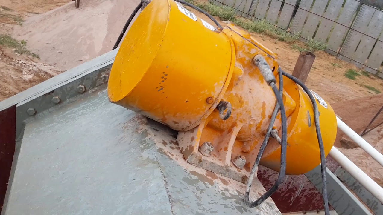 Sand washing with screening 2 nos. Dewatering screen