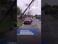 Tornado causa destruição e deixa quatro feridos no RS. 📲 #RecordNews #Notícias #Shorts