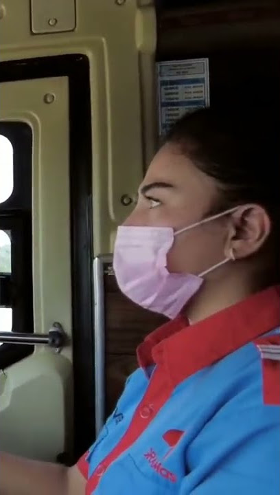 Driver Bus Wanita Agra Mas | Story Bus(2)