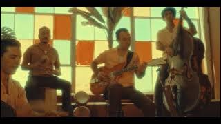 LA LOM Performs Cumbia Arabe