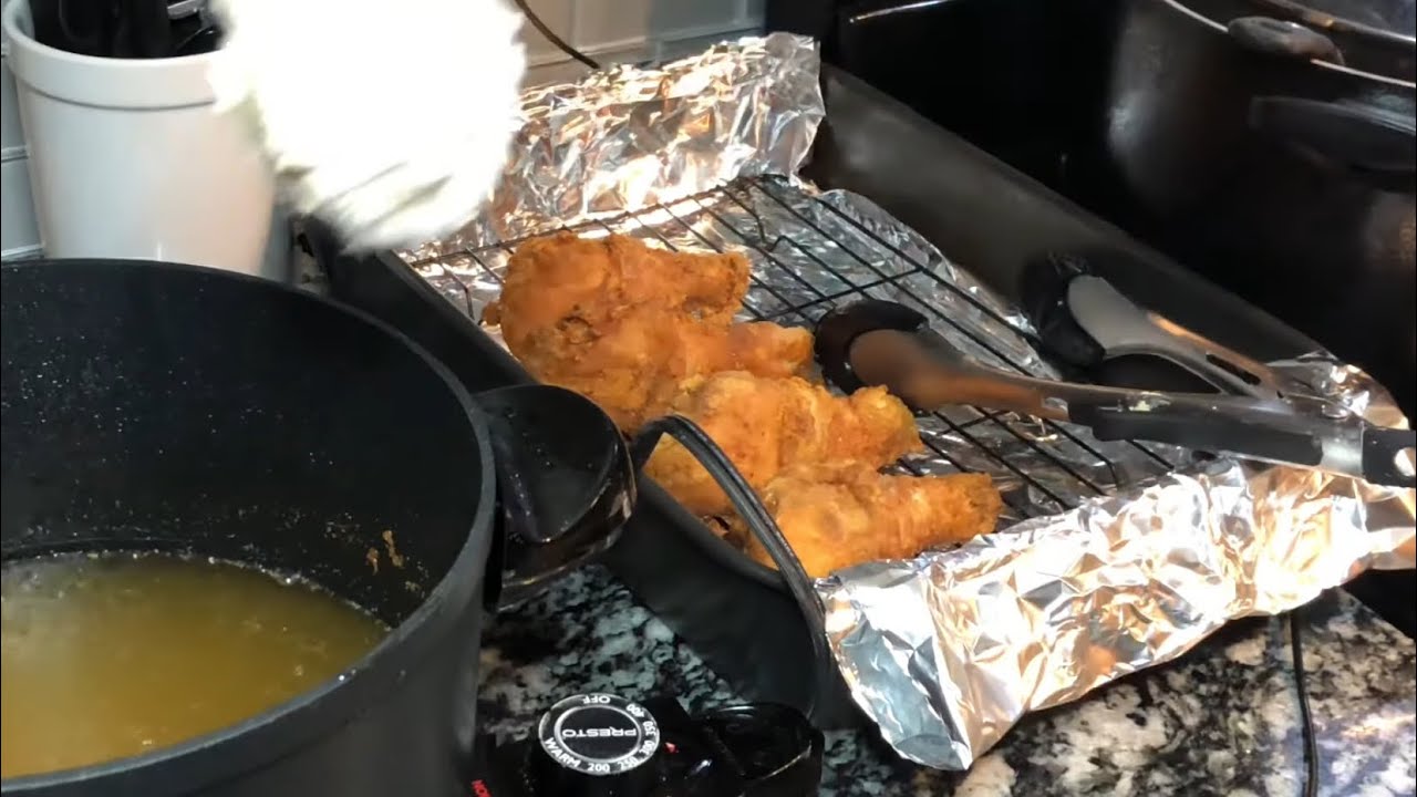 Как приготовить вкусную жареную курицу | Куриные ножки во фритюре