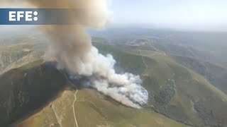 Siguen los trabajos en varios fuegos, con la vista en los de Galicia y Castilla y León