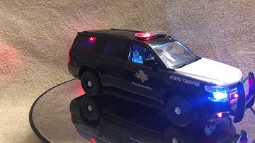 1/24 scale Texas State Trooper Chevy Tahoe Diecast Model with working lights and siren