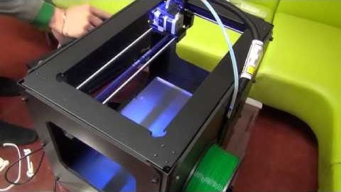 MakerBot Replicator 2 Desktop 3D   достаем из коробки 3D принтер  Printer