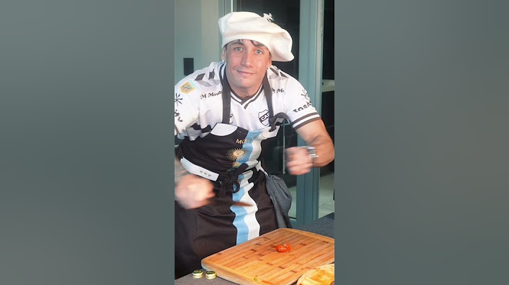 Momo cortando tomate cherry - Coscu, El Xokas  #argentina #coscu #humor #coscuarmy #xokas #elxokas