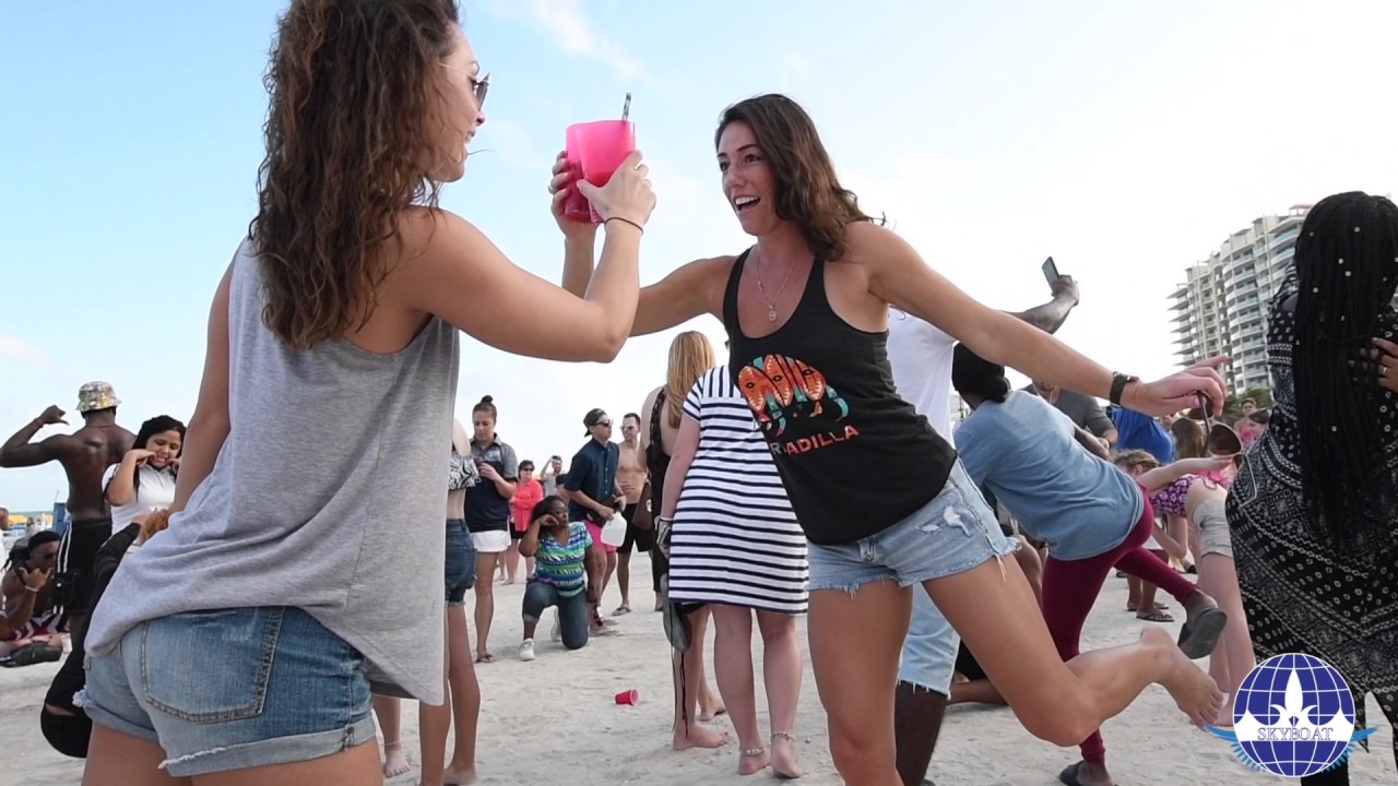 2016 Miami Beach Bowl Beach Bash Recap