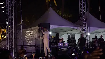 MAXWELL - This Woman's Work [live at Tobago Jazz Experience 2016]