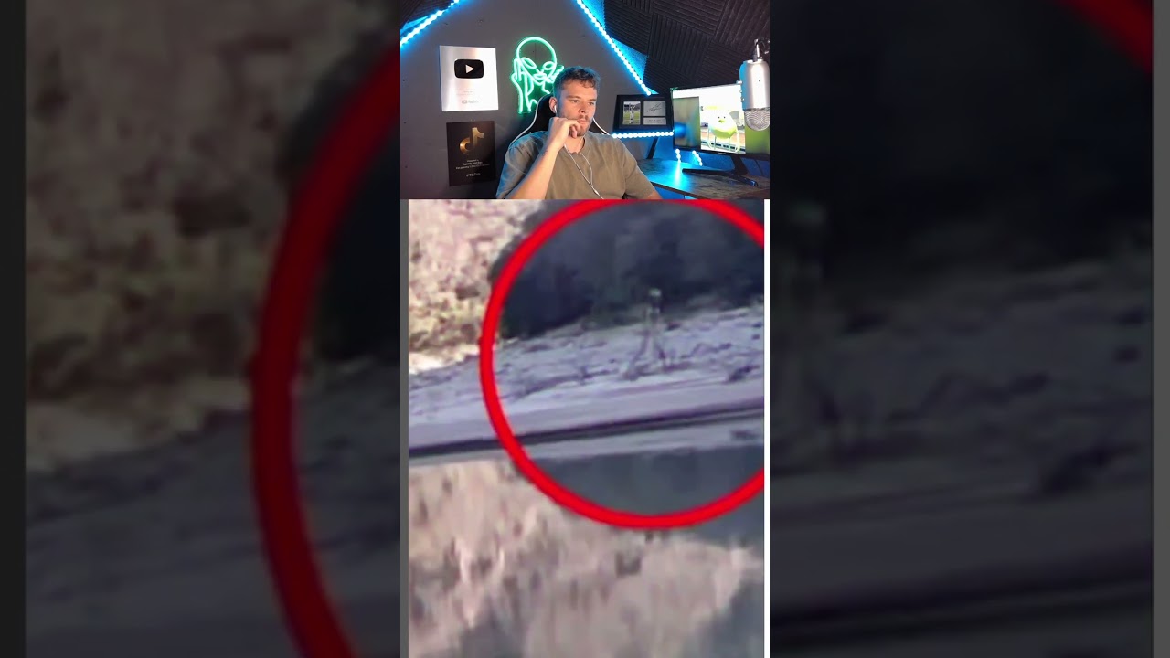 Alien caught in unaware image 👽