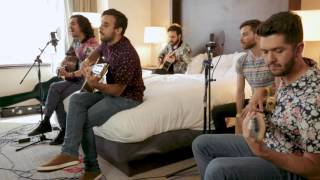 Okills - "Lo Mejor Lo Peor" on Room Service chords