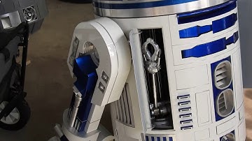 R2LA 2017 Rotopods R2-D2
