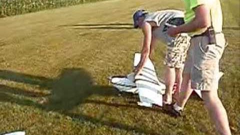 2 1/4 SCALE CESSNA RC AIRPLANES ALMOST CRASH