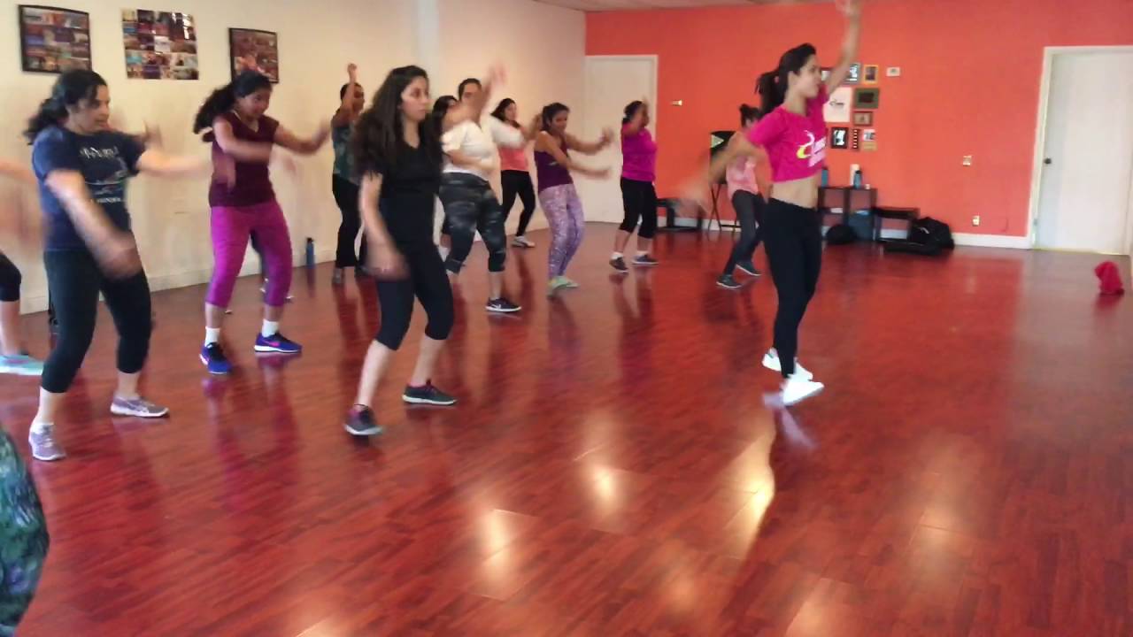 jazz roster DI Fit Dance Fitness Bollywood Workout to Da da ding Nike Women