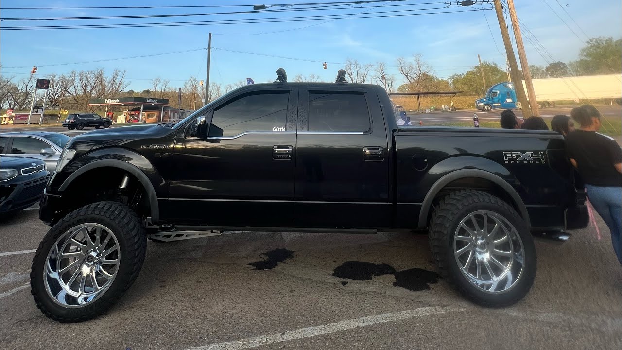 WE DID A POP UP TRUCK MEET WE TURNT WOODVILLE,MS UP DOPE