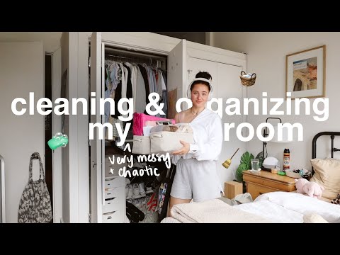 cleaning & re-organizing my room for my mental health (and bc I got a roommate...)