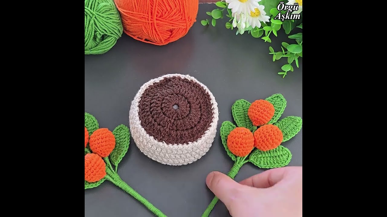 Free Crochet 👍How to Crochet a Cute Mini Orange Tree! - YouTube