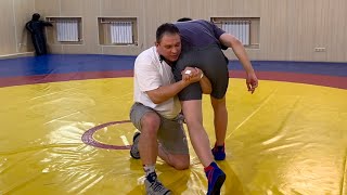 картинка: ПРОХОДЫ В НОГИ / работа на ногах в вольной борьбе