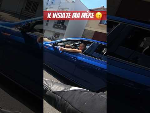 Il insulte ma
