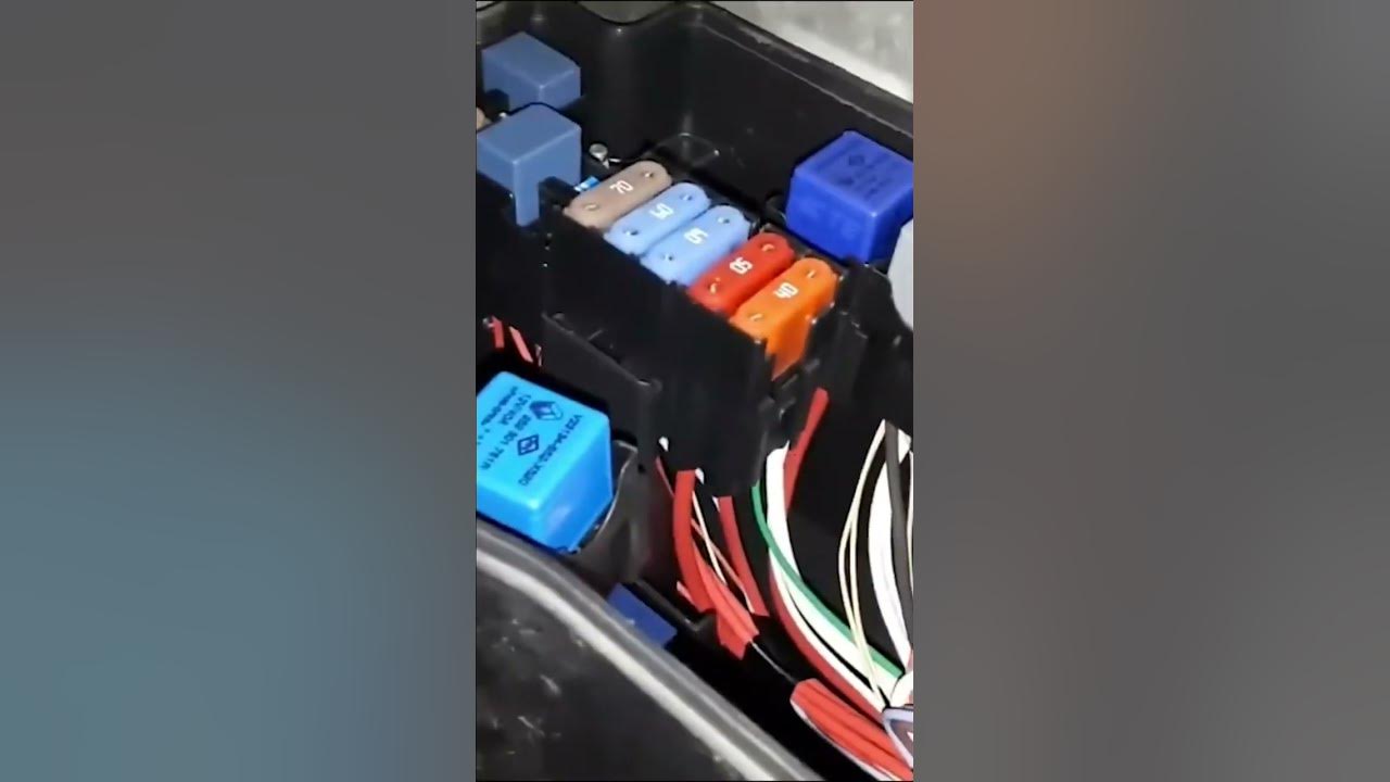 Vauxhall Vivaro Fuse Box Locations How To Find Fuses #carhacks #