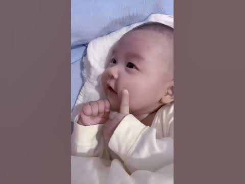 Bayi Cute Mau Curhat 😂😘😘 #shorts - YouTube