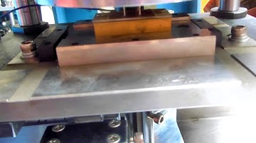 WCE 28 Automatic Bobbin/ Coil Former Pin Inserter