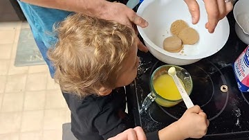  Making cookies with Daddy, November 27, 2025