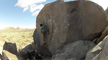 Isamer Bilog - Joshua Tree Bouldering - Miledi V3R