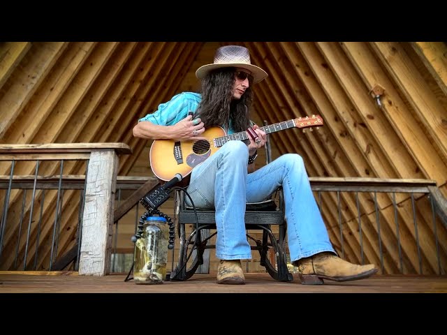 “Walkin’ Blues” - Delta Blues Slide Guitar class=