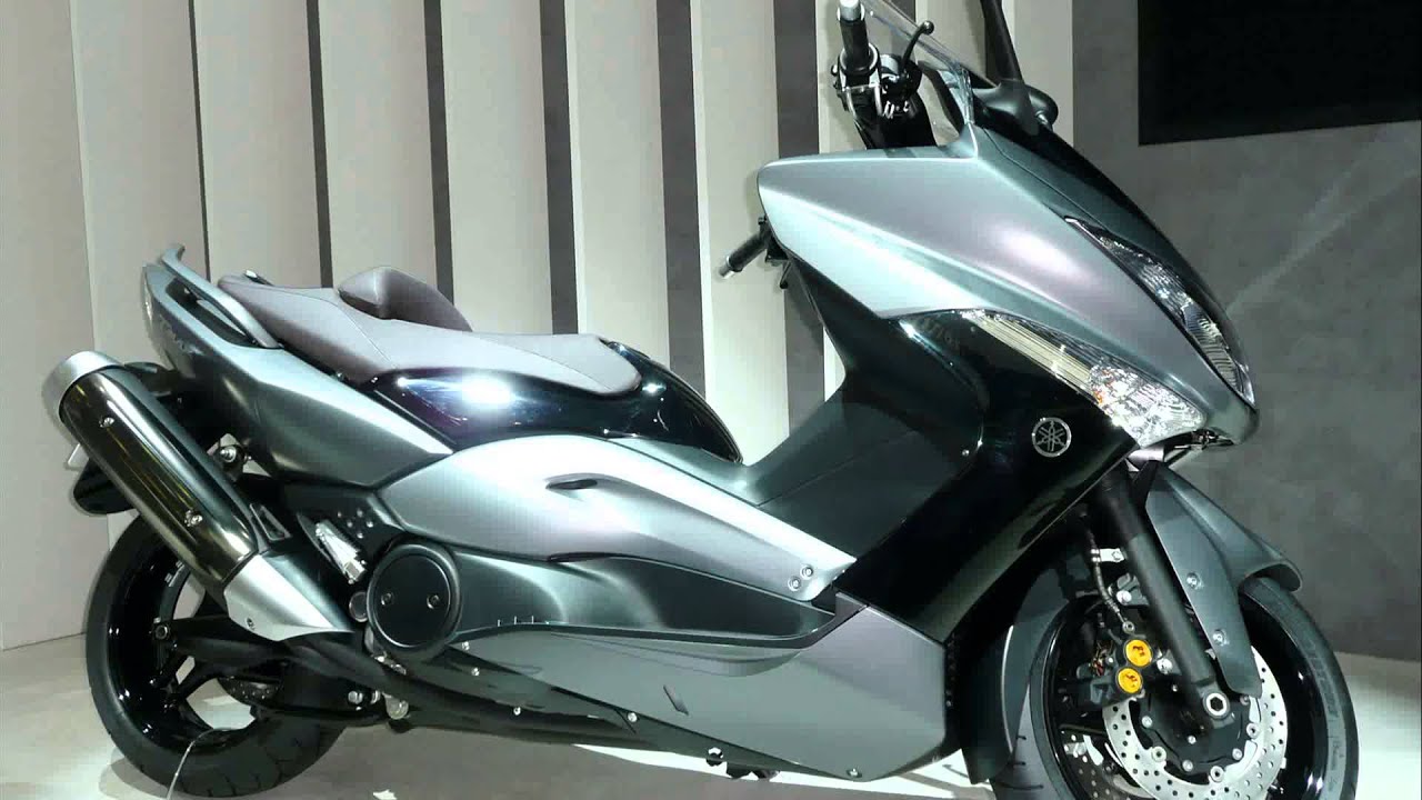 moto yamaha t max 750 anteprima