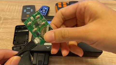 Copy Fixed code and Rolling code remotes with 4 different frequencies into RMC-285CHML via HCD-900