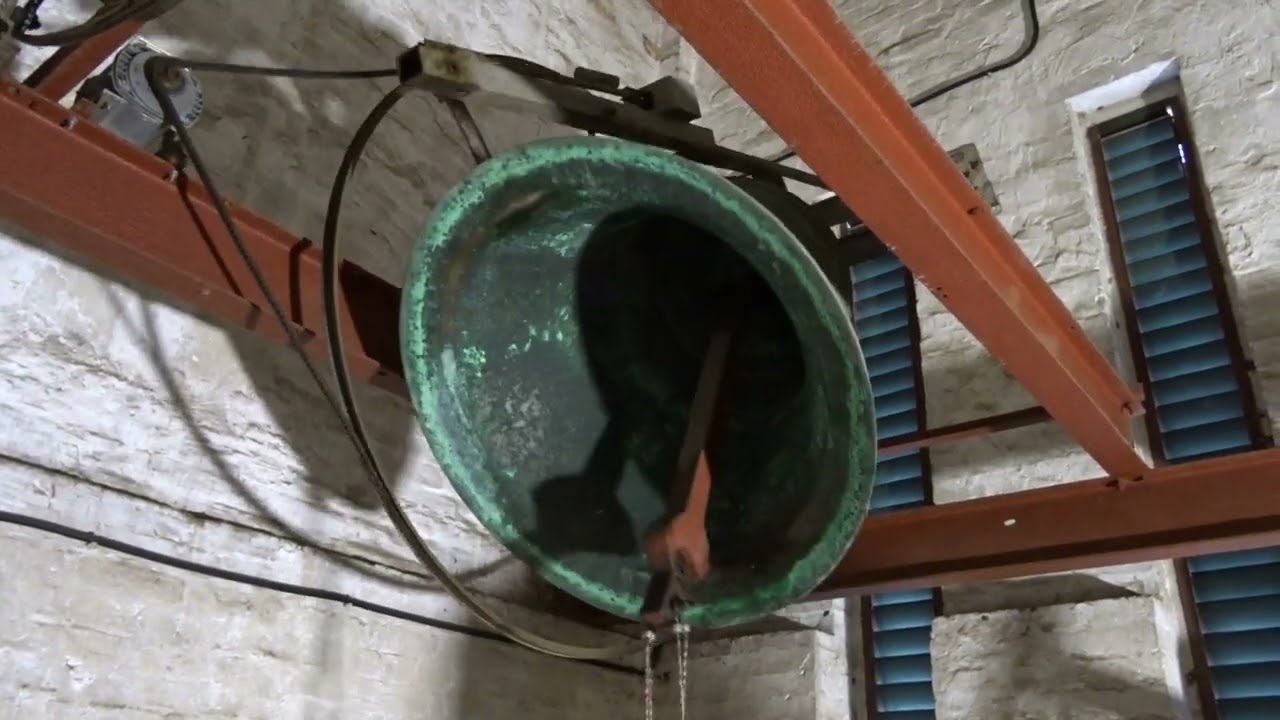 Budapest XII. (H) - A felsőkrisztinavárosi Keresztelő Szent János templom harangjai