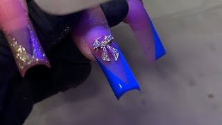 Do a fill with me 💗 pink and dodger blue acrylic nails 💙
