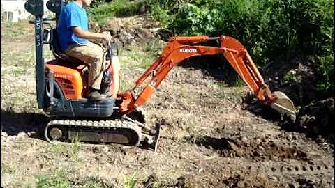 Kubota K008-3