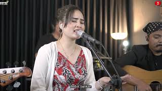 3 PEMUDA BERBAHAYA FEAT AKHIRA SANDRA || MENDUNG TANPO UDAN - KUKUH PRASETYA KUDAMAI COVER